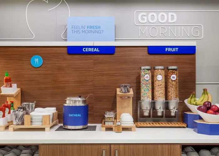 Holiday Inn Express & Suites Willmar By Ihg