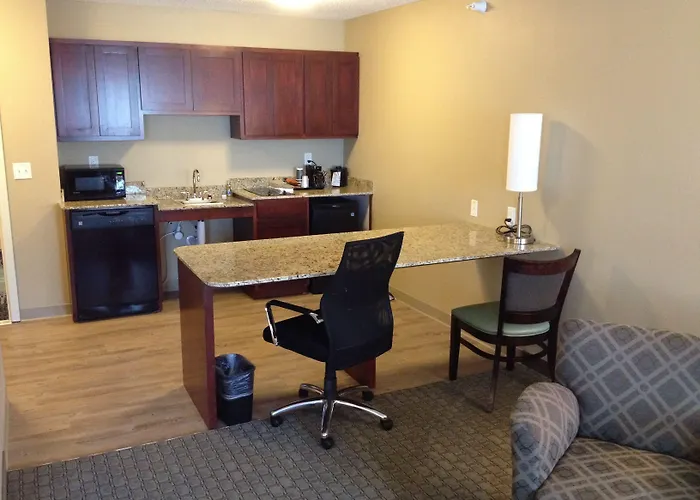 Grandstay Hotel & Suites - Glenwood