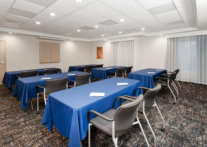 Hampton Inn And Suites Alexandria